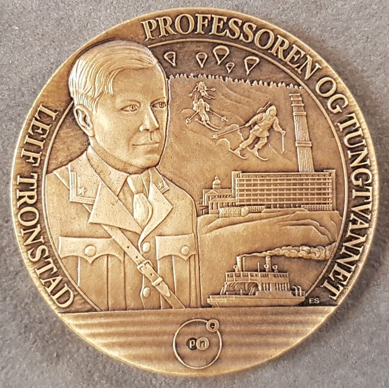 Leif Tronstad - Professoren og tungtvannet