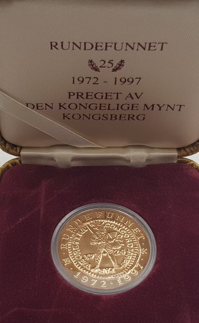 Hovedbilde Gullmedalje i forbindelse med 25-års jubileet til ...